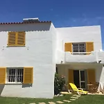 Luxury Private Pool, בית נופש